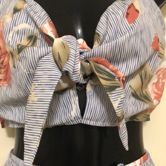 WHO I AM Tropical Open Wrap Around Pants & Top 6 - Picture 3 of 6